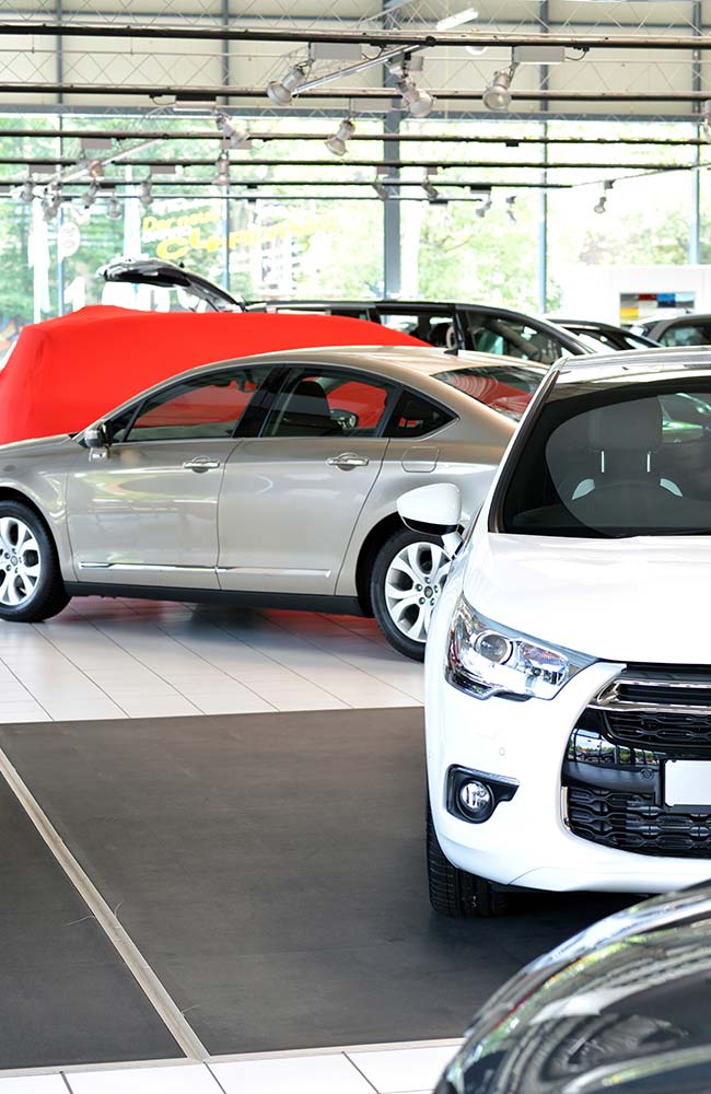 Auto and car dealership cleaning services in Calgary